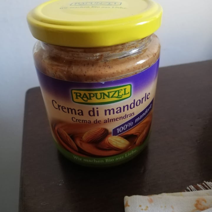 photo of Rapunzel Crema di mandorle shared by @matildemodesti on  27 Oct 2021 - review