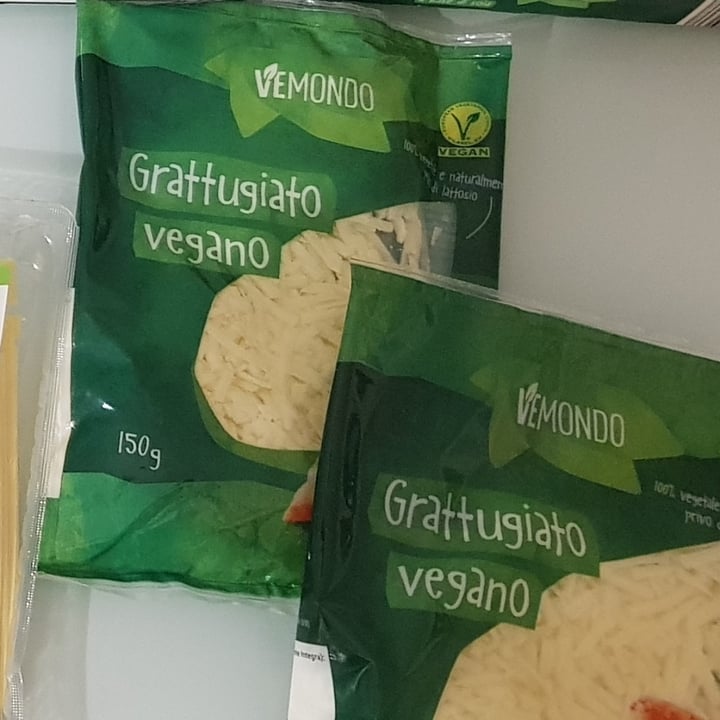 photo of Vemondo Grattugiato Vegano shared by @susette on  26 Mar 2022 - review