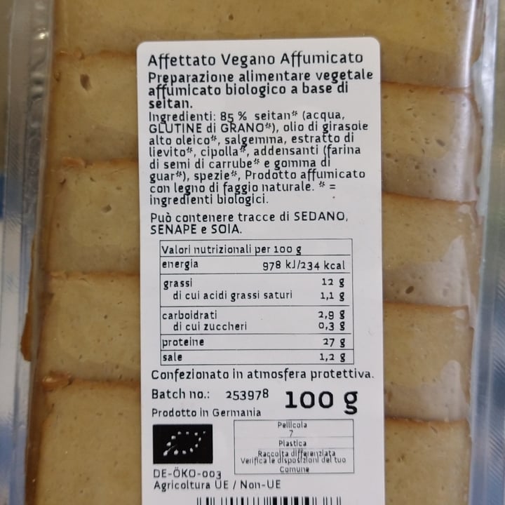 photo of Wheaty Affettato Vegano Affumicato shared by @benjidetta on  25 Dec 2022 - review