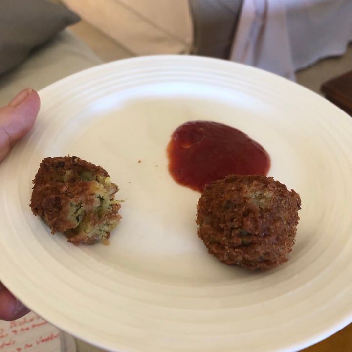 photo of Cafe culture Vegetable Balls shared by @leighclare29 on  04 Dec 2020 - review