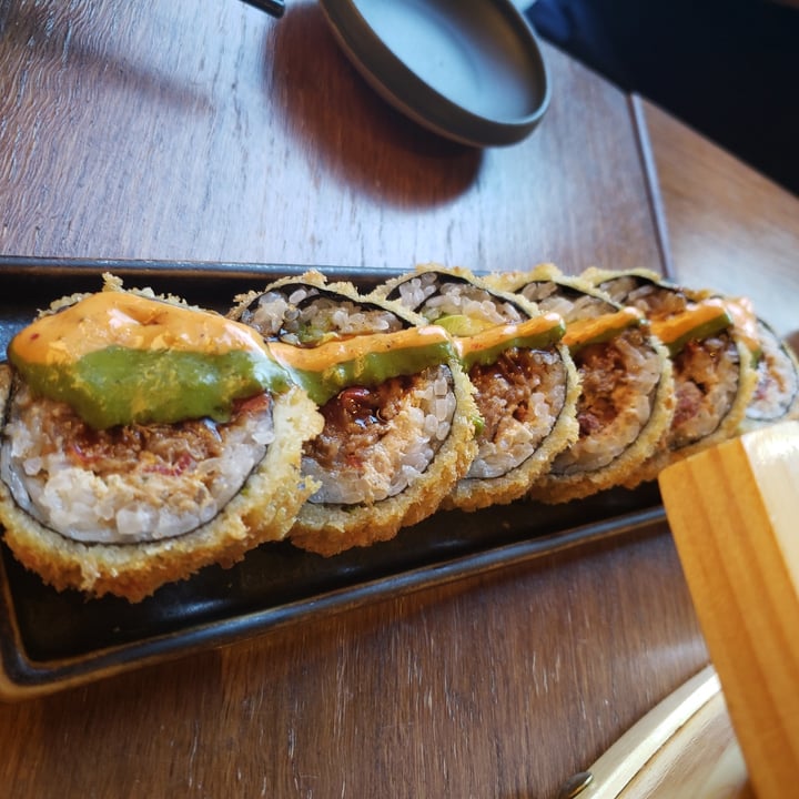 photo of Sushi Momo Végétalien Sushi pour 4 du menu dégustation shared by @alexfoisy on  21 Aug 2022 - review
