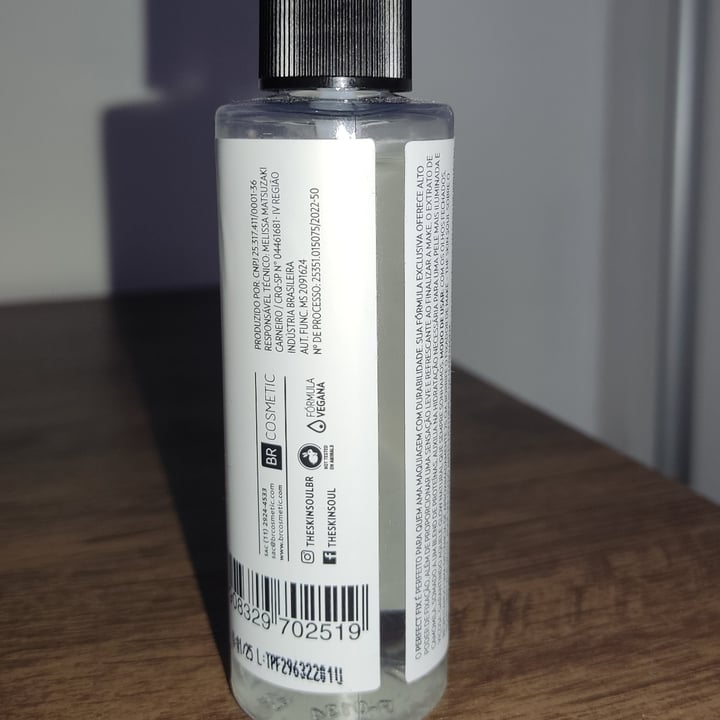 review photo of the skin soul Fixador de make shared by @renanmats on 21 Apr 2022 - review