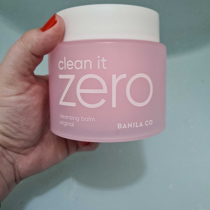 review photo of Banila Co Clean it zero cleansing balm original shared by @renatacarneiro on 26 Apr 2022 - review