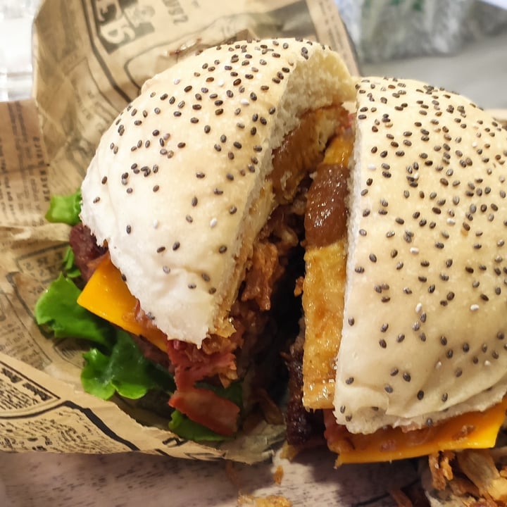 photo of Veggie Burger Beyond Burguer shared by @pikolo on  11 May 2022 - review