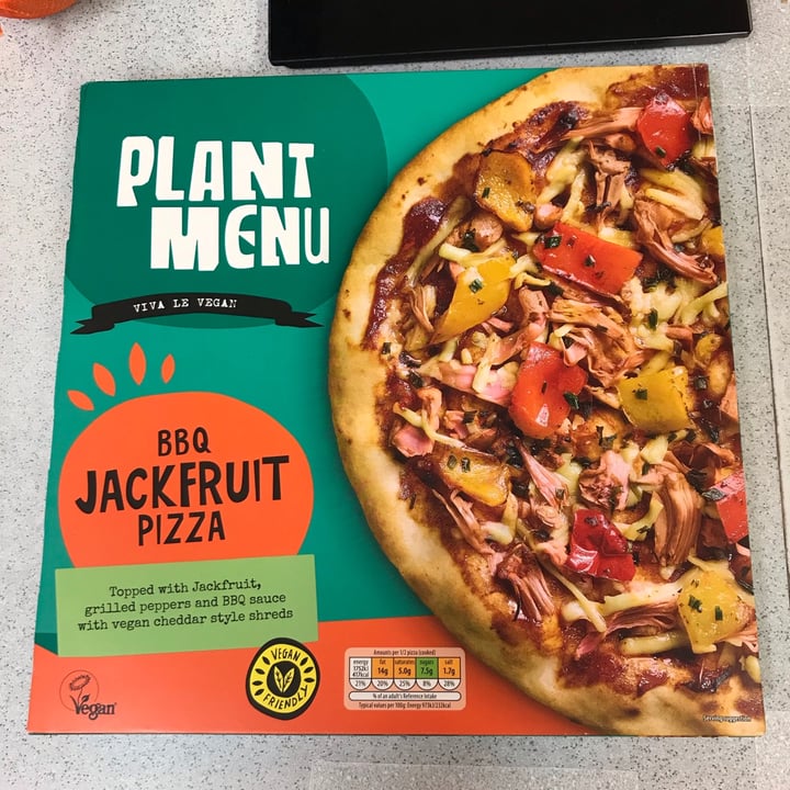 photo of Plant Menu BBQ Jackfruit Pizza shared by @charliejones1 on  04 Jan 2021 - review