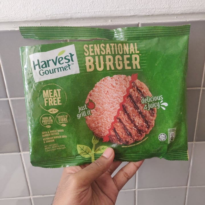 photo of Harvest Gourmet Sensational Burger shared by @hownowbrownkow on  12 Oct 2021 - review