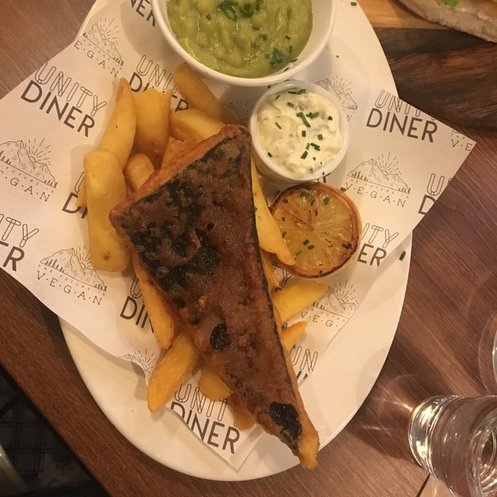 photo of Unity Diner The UD Tofish & Chips shared by @veroniqueteque on  06 Dec 2020 - review