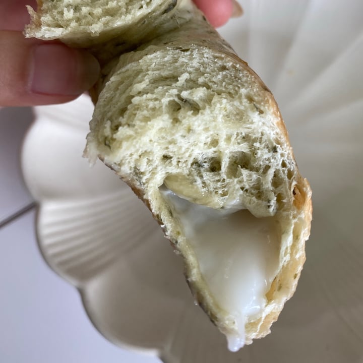 review photo of 404plant Pandan Mochi bagel shared by @sweetpotatodiaries on 05 Jul 2021 - review