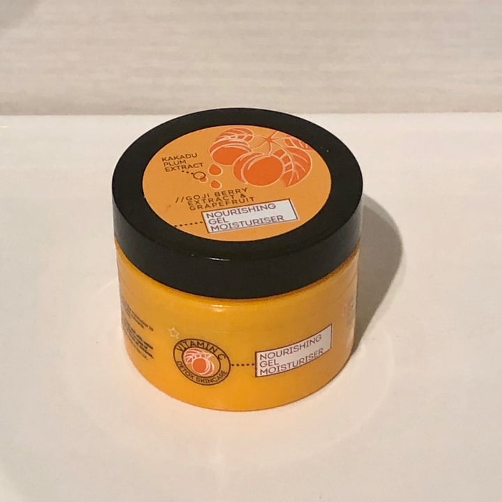 photo of Superdrug Store plc Vitamin C Nourishing Gel Moisturiser shared by @aimeesumo on  05 May 2020 - review