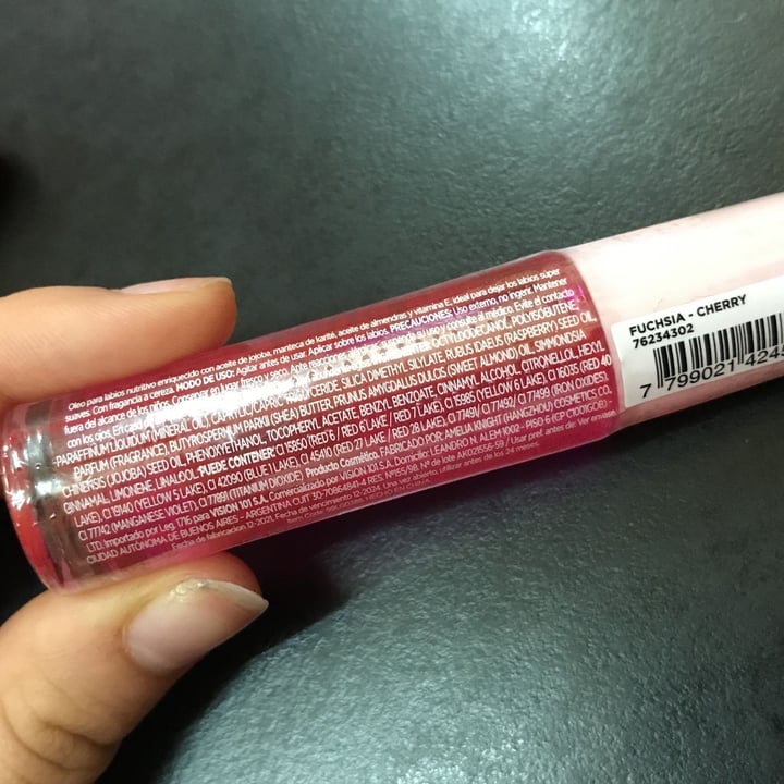 photo of Todomoda Beauty lip tint shared by @amaris on  06 May 2022 - review