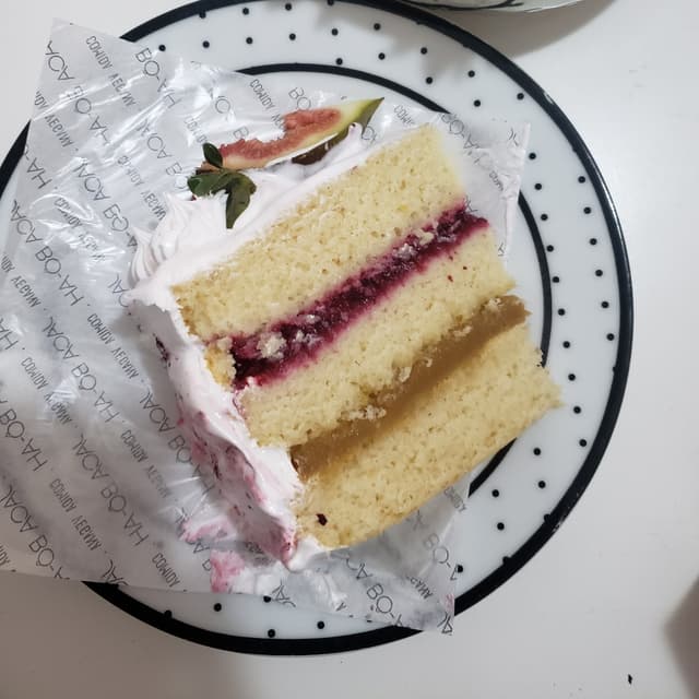 Photo of the dish “Naked Cake De Frutas Vermelhas”