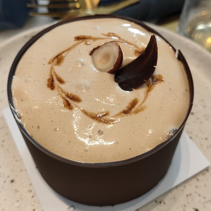 review photo of Pure Boutique Hazelnut Cappuccino Cake shared by @isshappy on 13 Feb 2022 - review