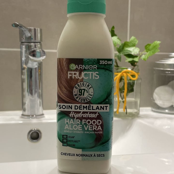review photo of Garnier Hair Food Aloe Vera Soin Démêlant shared by @vannsantos on 13 May 2022 - review