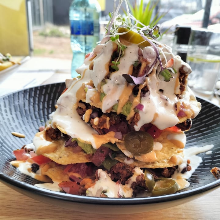 photo of Kaylee's Eatery Nacho Stack shared by @karlotten on  12 Dec 2021 - review