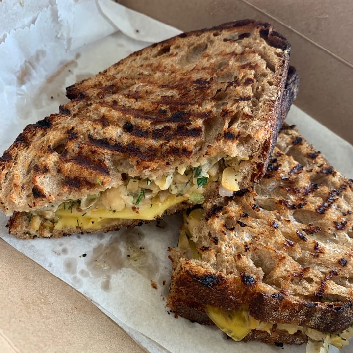 review photo of Madame Zuzu’s “Tuna” Chickpea Melt With Vegan Provolone shared by @morpho777 on 10 Nov 2020 - review