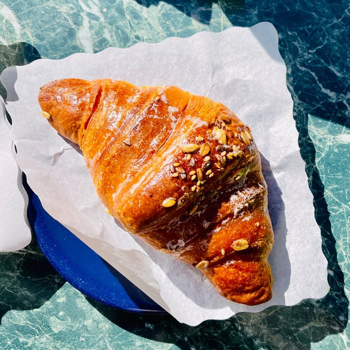 review photo of andracchio Bar Croissant vegano shared by @moredesign on 14 Apr 2022 - review