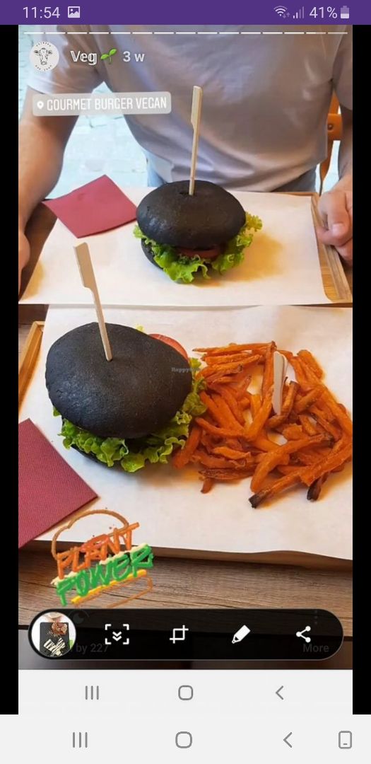 photo of Gourmet Burger Charcoal Burger shared by @oliviaholmes on  09 Dec 2019 - review