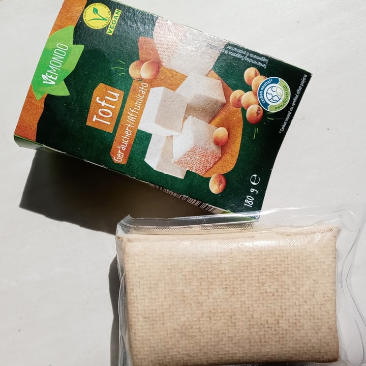 review photo of Vemondo Tofu smoked shared by @marlalestrange on 30 Aug 2022 - review