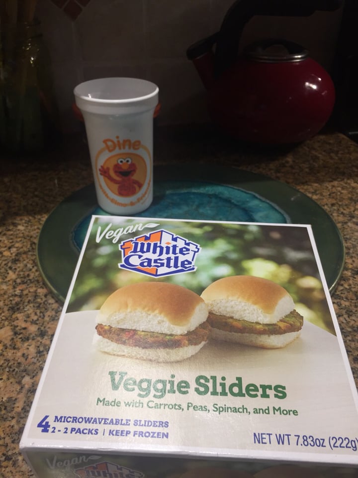 photo of White Castle Veggie Sliders shared by @novicemilly on  18 Aug 2019 - review