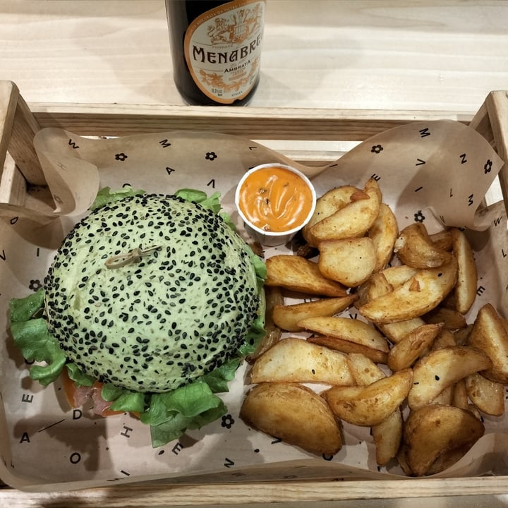review photo of Flower Burger Roma Jungle burger shared by @emilianogreco on 07 Mar 2022 - review