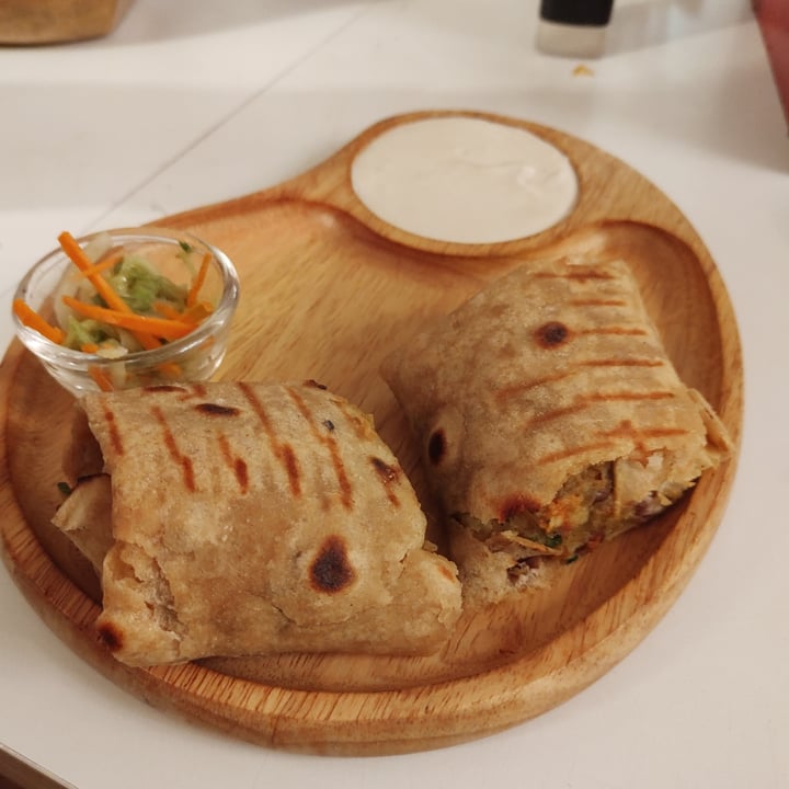 photo of MITTI Cafe Fibre Rich Green Burrito Wrap shared by @lol1409 on  26 Jul 2022 - review