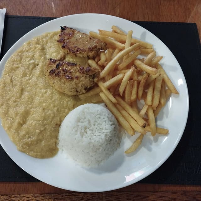 Photo of the dish “PF com creme de milho”