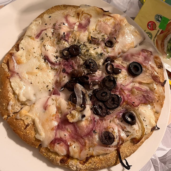 photo of Plant Based Grill Pizza Pizza Fugazzeta shared by @canica on  18 Jul 2022 - review