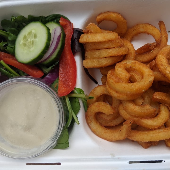 review photo of Cafe Shanti Chilli Hot Dog and Chips shared by @fajajay on 11 Sep 2021 - review