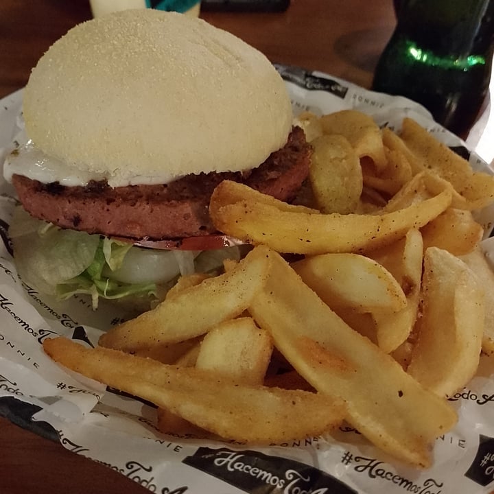 photo of Ronnie Burgers Not Ronnie shared by @deniseeeb on  09 May 2022 - review