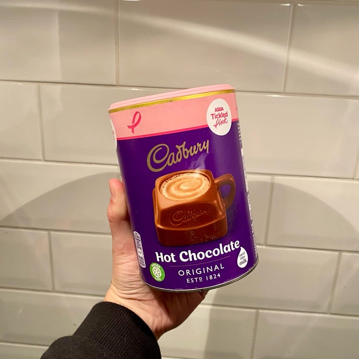 review photo of Cadbury Original Drinking Hot Chocolate shared by @anaaragon on 28 Oct 2022 - review