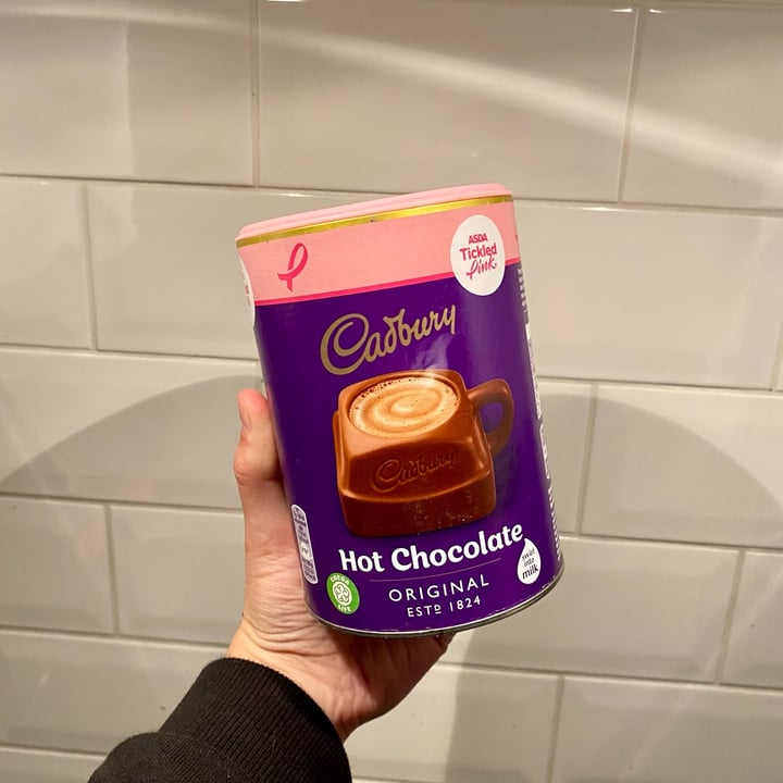 photo of Cadbury Original Drinking Hot Chocolate shared by @anaaragon on  28 Oct 2022 - review