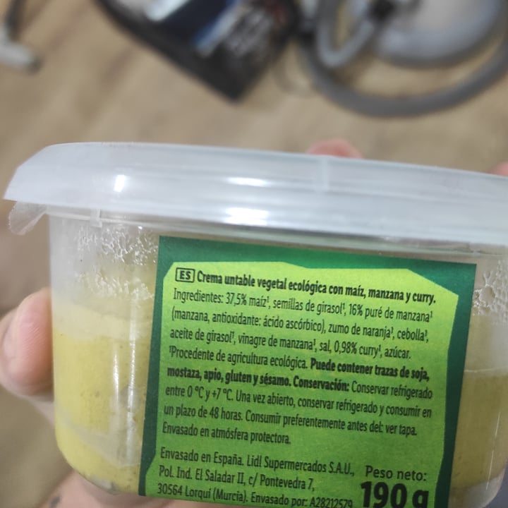 photo of Vemondo Vemondo untable vegetal de maíz manzana y curry shared by @ngn28 on  20 Oct 2021 - review