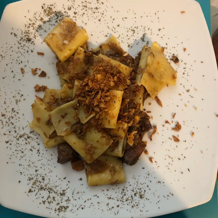 review photo of Cavoli Nostri Paccheri Alla Genovese shared by @serrydl on 06 Jul 2022 - review