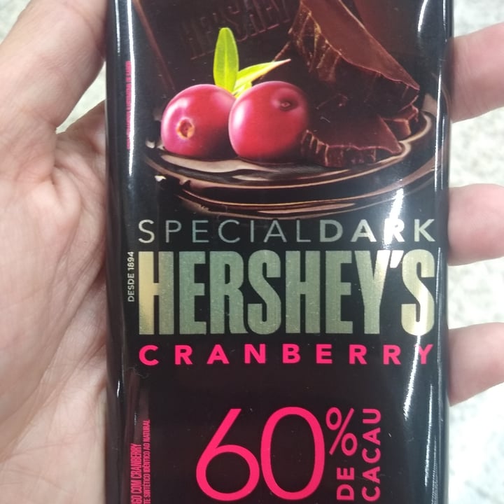 photo of Hershey's Aerado Chocolate 60% shared by @estrelita on  17 May 2022 - review