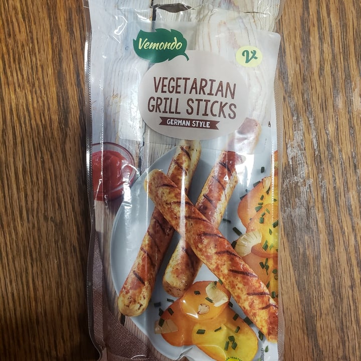 photo of Vemondo vegetarian grill sticks shared by @cleber on  29 Apr 2022 - review