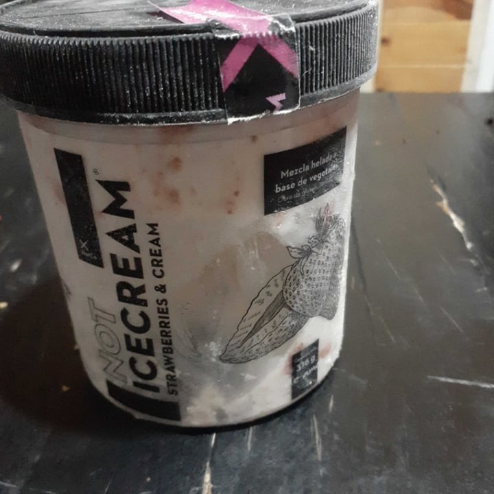 photo of NotCo Not Icecream Strawberries & Cream shared by @regivegana on  11 Aug 2020 - review