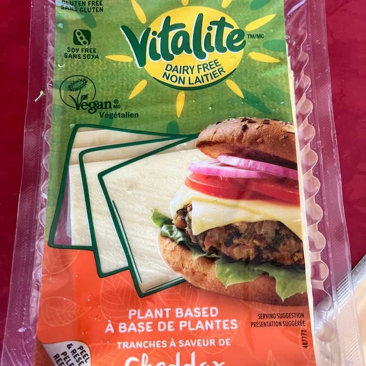 photo of Vitalite Plant Based Cheddar Flavoured Slices shared by @veganmika on  15 Sep 2022 - review