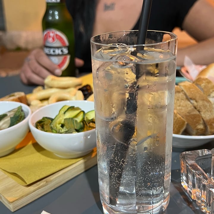 review photo of Retro Vicolo - Bibliotè Arte & Cultura Aperitivo-Tagliere Vegan shared by @latoms on 29 Jun 2022 - review