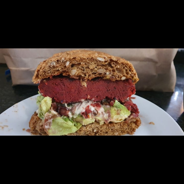 review photo of Niche the Vegan Eatery Mexican jalapeno popper burger shared by @naeemahseedat on 29 Jul 2020 - review