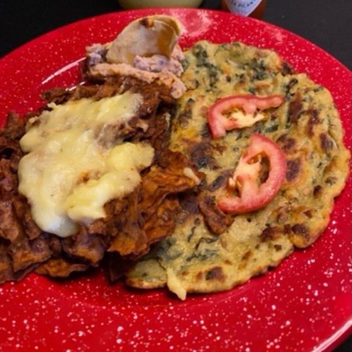 review photo of Café Jardín Laureles Chilaquiles Rojos + Omelette De Garbanzo shared by @unidad-animal on 14 Aug 2020 - review