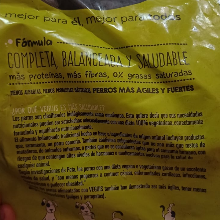 review photo of Veguis Alimento para perro Veguis shared by @julamusica on 14 Oct 2022 - review