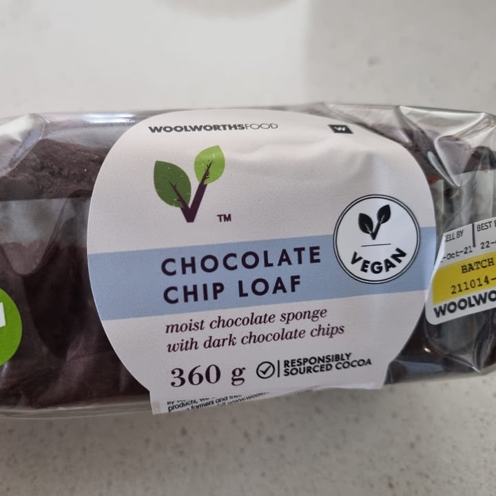 review photo of Woolworths Food chocolate chip loaf vegan shared by @natasha1912 on 05 Nov 2021 - review