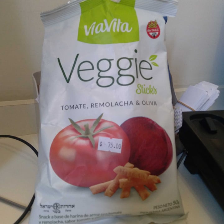 photo of ViaVita Veggie Sticks de Tomate, Remolacha & Oliva shared by @sandru on  16 Sep 2021 - review