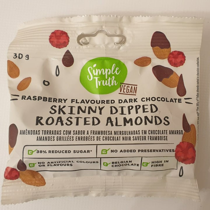 photo of Simple Truth Skinny dipped roasted almonds - raspberry flavoured shared by @compassionate1candy on  15 Aug 2022 - review