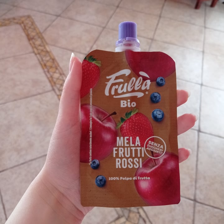 review photo of Frulla' bio Frullato mela e frutti rossi shared by @rebecamarras on 18 Mar 2022 - review