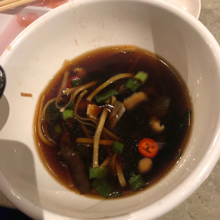 photo of YO! Sushi Shiitake Mushroom Ramen shared by @pretzelworm on  09 Oct 2021 - review