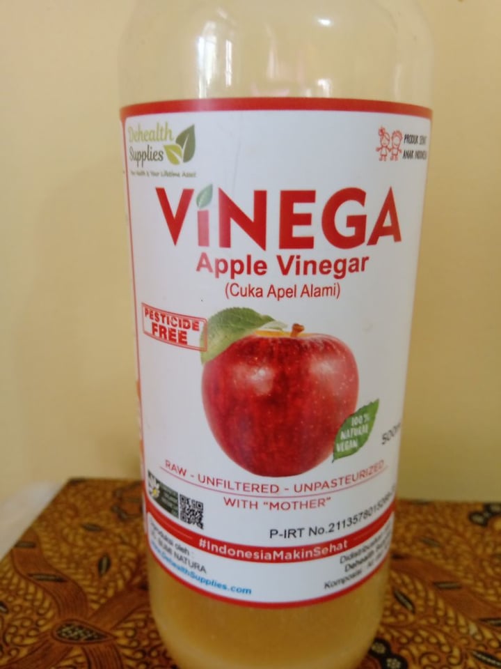 photo of Dehealth Supplies Vinegar Apple Vigegar shared by @kissypoo2 on  15 Dec 2019 - review