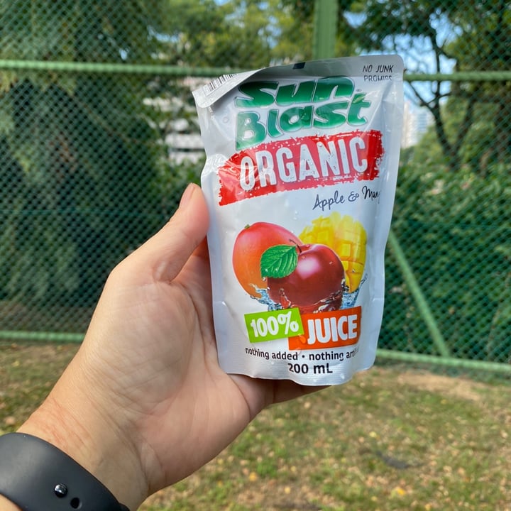 photo of Sun Blast Organic Apple & Mango Juice shared by @piggy-egg on  09 Aug 2022 - review