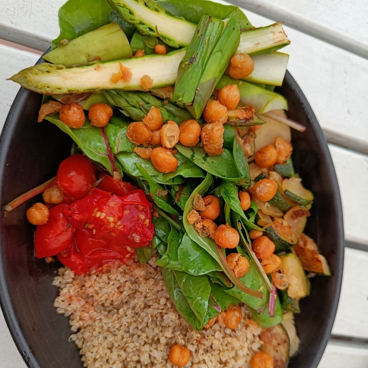 review photo of ERICH vegan bowl shared by @francib94 on 04 Jun 2022 - review