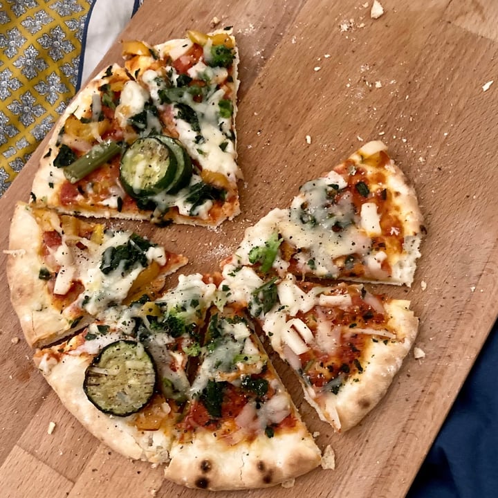 photo of Valsoia Pizza con Verdure Grigliate shared by @asiayportia on  09 Feb 2021 - review